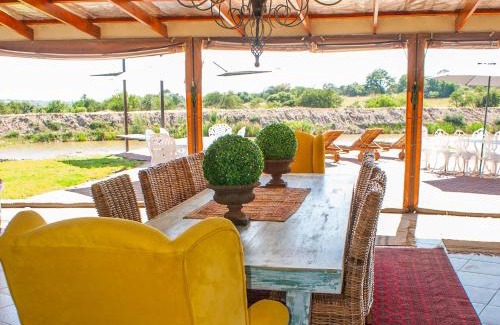Polokwane Cabin | Pet-Friendly Oasis at Casa de la Presa - Rated 9/10