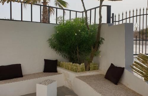Aspe House | Relax at Casa de la Vida D with Oceanfront Pool Access