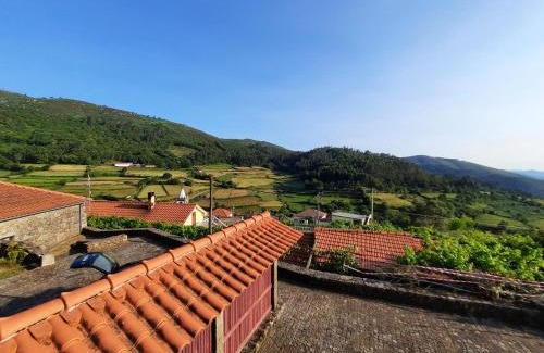 Bico House | Discover Casa de Labrujó: Pet-Friendly Oceanfront Retreat