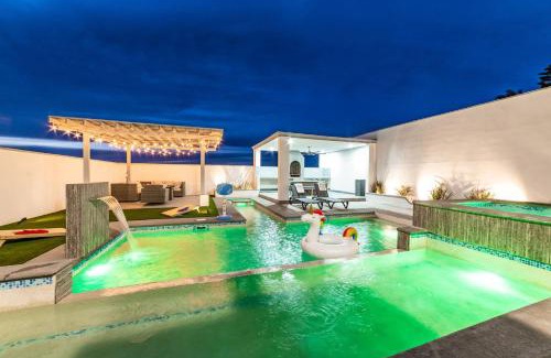 Las Conchas House | Discover Casa de las Sirenas with Private Pool & Pet-Friendly