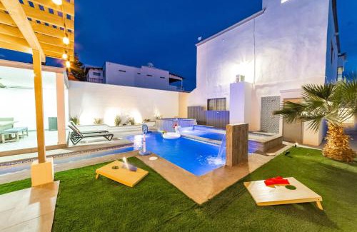 Las Conchas House | Discover Casa de las Sirenas with Private Pool & Pet-Friendly