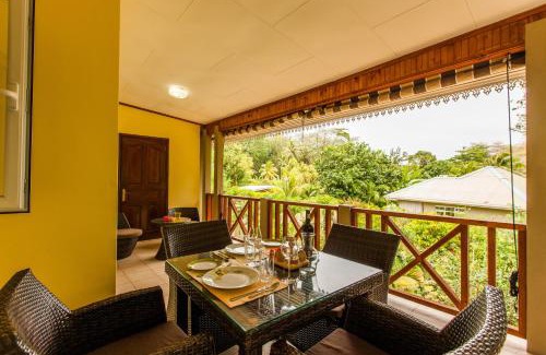La Digue House | Discover Casa De Leela: 4-Star Guest House with Pool