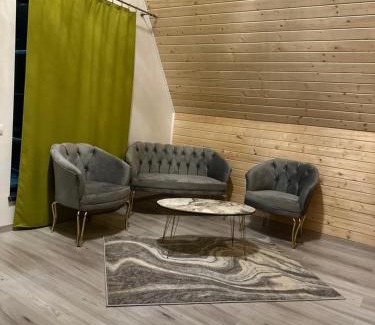 Corbu Ski Chalet | Cozy Casa de Lemn 1 with Oceanfront Views and Family Fun