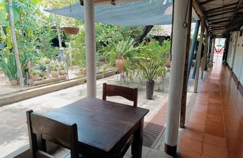 Leon Hotel | Budget-Friendly Casa de Los Berrios: Pet & Child Friendly Stay