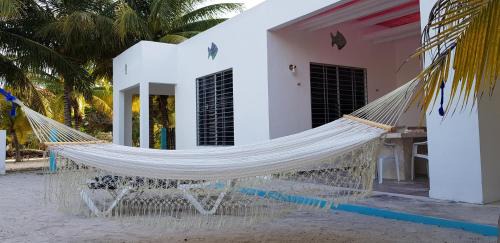 San Crisanto House | Casa De Los Peces: Oceanfront Escape for Families & Pets