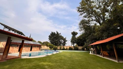 Atlixco House | Discover Casa de los Sauces: 4-Star Stay in Atlixco