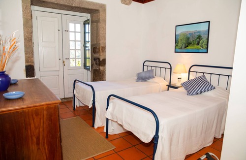 Ponte de Lima Resort | Unforgettable Stay at Casa de Luou with Kitchen & Breakfast