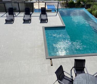 Capitolio House | Discover CASA DE LUXO ESCARPAS DO LAGO with Pool Access