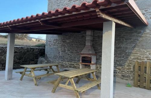 Miranda do Douro House | Discover Casa de Maçaneira: Pet-Friendly Oasis with High Ratings