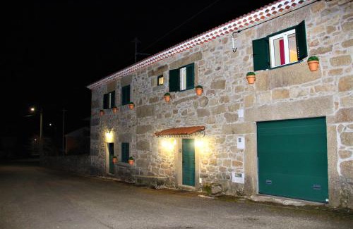 Miranda do Douro House | Discover Casa de Maçaneira: Pet-Friendly Oasis with High Ratings