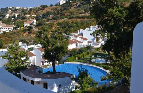 Ojen Apartment | Discover Casa de Mairena: Infinity Pool & Scenic Views
