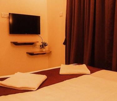 Candolim House | Family-Friendly Retreat at Casa De Menorah - Rated 10/10!