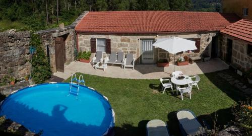 Creciente House | Pet-Friendly Casa de Mila with Ocean View in Pontevedra