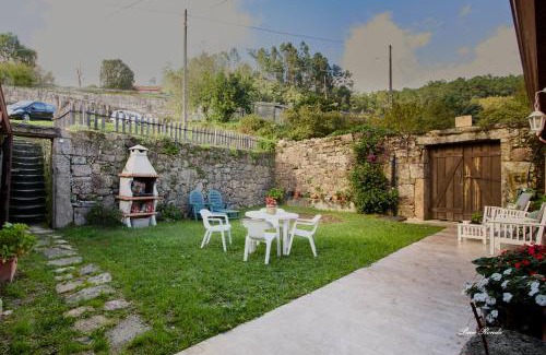 Creciente House | Pet-Friendly Casa de Mila with Ocean View in Pontevedra