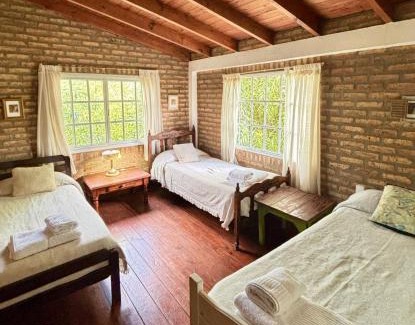 El Calafate House | Family-Friendly Retreat at Casa de Mimbres Awaits You