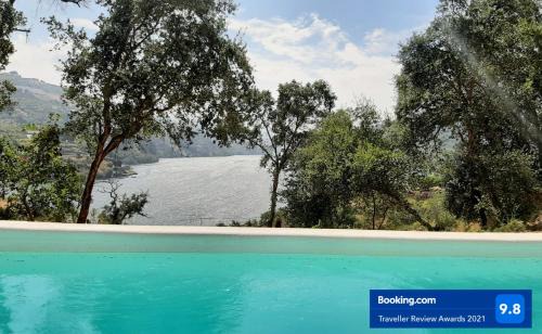 Santa Marinha do Zezere House | Casa de Mirão: Oceanfront Retreat with Pool & Hot Tub
