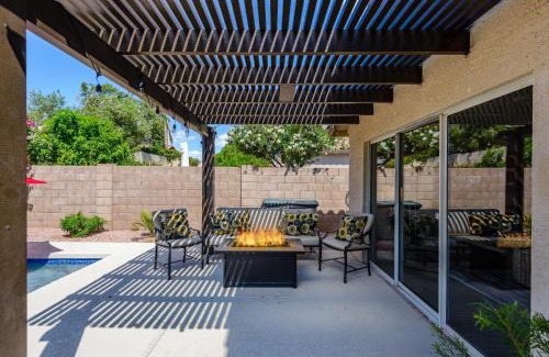 North Scottsdale House | Relax at Casa De Mojave: Family-Friendly with Pool & Breakfast