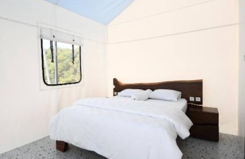 Cibodas Villa | Casa De Monique
