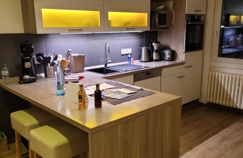 Kleines Wiesental Apartment | Casa Alma: Premier Apartment with Terrace and Hot Tub