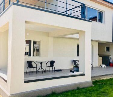 2 Mai House | Discover Casa de Oaspeti 2 Mai: Kid-Friendly Retreat