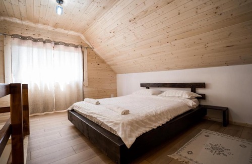 Viseu de Jos House | Top-Rated Casa de Parade: Family & Pet-Friendly Retreat