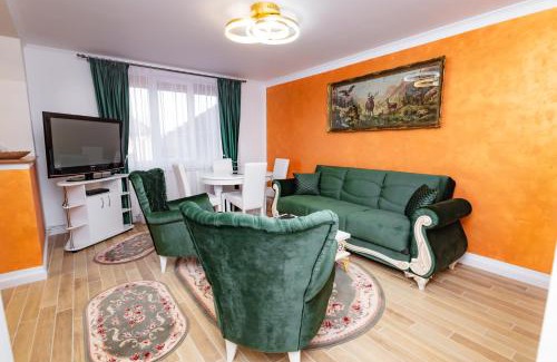 Alba Iulia Apartment | Kid-Friendly Getaway at Casa de pe Colt - Rated 9.7/10
