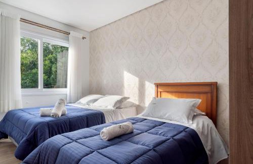 Carniel Apartment | Experience Casa de Pedra: 4-Star Retreat with Pool & Pets