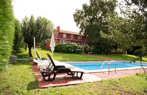 Trazo House | Experience Casa de Piñeiro: 4-Star Oceanfront Retreat