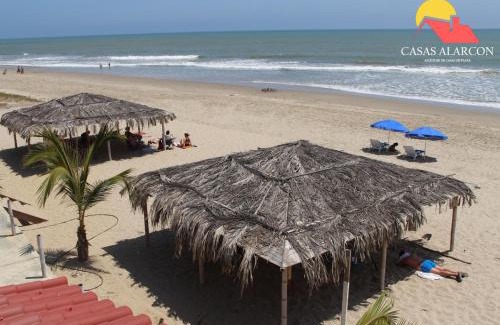 Cardalito House | Pet-Friendly Casa de Playa Alarcon with Private Beach Access