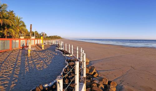 Jucuaran House | Pet-Friendly Casa de Playa Bosque de Mangle with Ocean Views