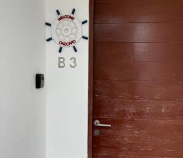 Miramar Apartment | Relaxing Beachside Retreat at Casa de Playa en San Bruno