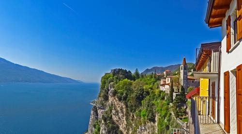 Pieve House | Exclusive Lake View at Casa De Pol: Child-Friendly Retreat
