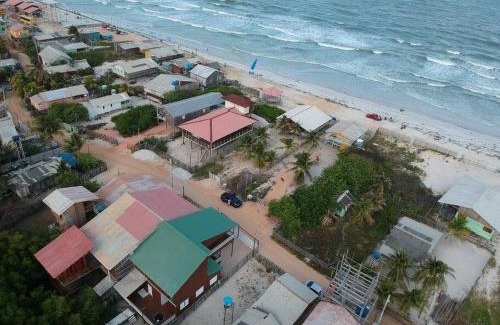 Braganca House | Pet-Friendly Casa de Praia: Family Getaway in Ajuruteua