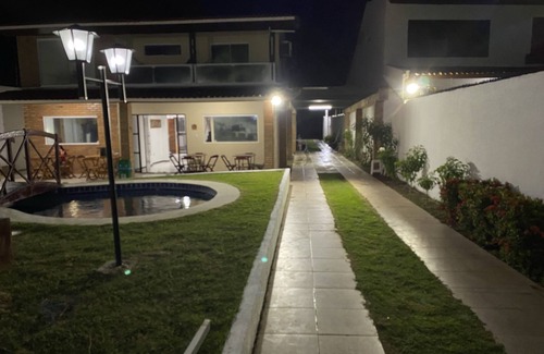 Barra Nova House | Cozy Casa de Praia Beira Mar with Oceanfront Pool Access