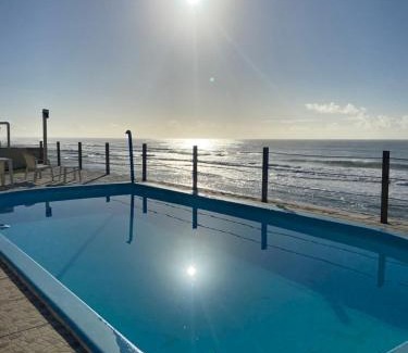 Barra Mar House | Seaside Retreat in Exclusive Oceanfront Community