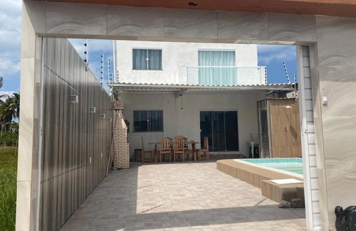 Guaibim House | Relax at Casa de Praia: Pet-Friendly Oceanfront Retreat