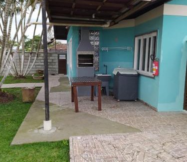 Ubatuba House | Beachfront Getaway with Pool & Ocean View for 5 Guests