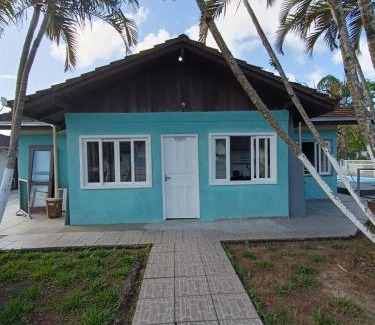 Ubatuba House | Beachfront Getaway with Pool & Ocean View for 5 Guests
