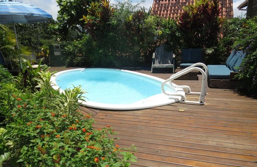 Barra da Lagoa House | Casa de Praia com Linda Vista pra Lagoa da Conceição e Trilha pra Praia