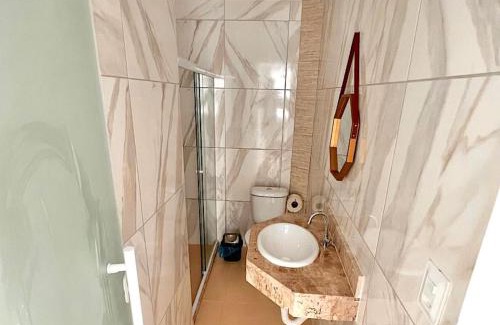 Ipitanga House | Relaxing Beachside Retreat with Six Air-Conditioned Suites