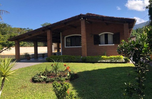 Quinta do Guarau House | Experience Oceanfront Bliss at Casa de Praia Guaraú