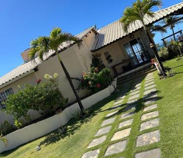 Arembepe Villa | Inviting Casa em Arembepe with Oceanfront Pool Access