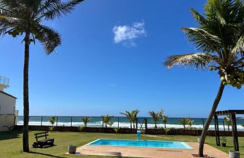 Arembepe Villa | Inviting Casa em Arembepe with Oceanfront Pool Access