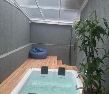 Itanhaem House | Pet-Friendly Casa de Praia Olonan Beach with Ocean Views