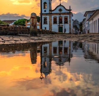 Pantanal House | Pet-Friendly Casa Temporada Paraty with Pool and Ocean View
