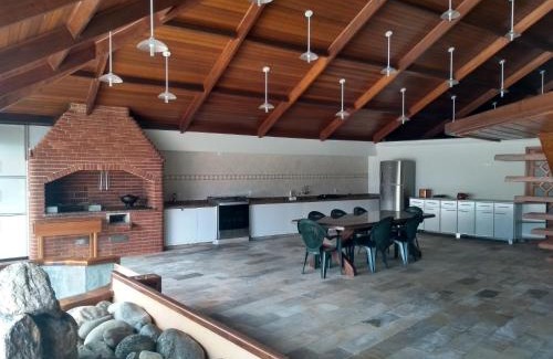Parque Oasis House | Pet-Friendly Haven: Casa de Praia Peruibe with Pool & Kids Fun