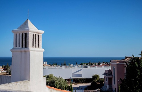 Alporchinhos Condo | Relaxing Casa de Praia with Pool for Family Getaways