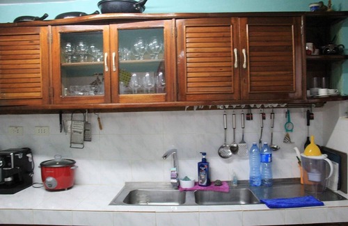 Municipality of Diez de Octubre House | Discover Casa de Renta Vladimir & Yudy: Family-Friendly Retreat
