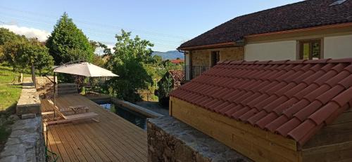Outes House | Inviting Stay at Casa de Ribadafonte with Ocean Views