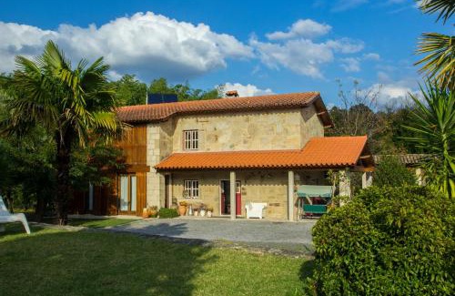 Amares House | Elegant Casa de Romao: Oceanfront Oasis with Pool & Pets